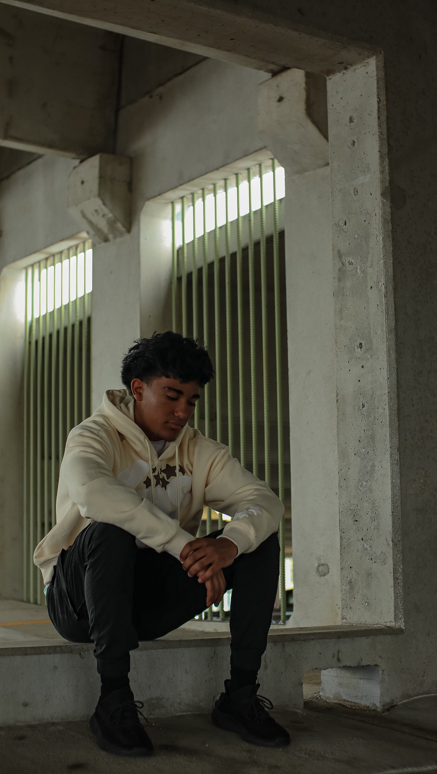 YRS HOODIE (MOCHA)